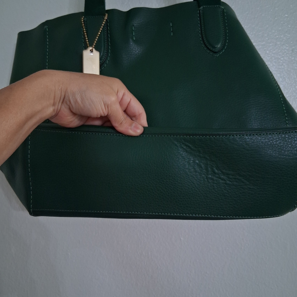 Coach Dark Green Leather Tote with Gold Tag - Picture 11 of 14